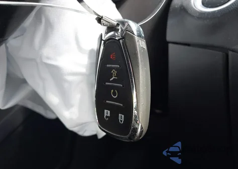 2021 Chevrolet Equinox Fwd Lt из США, поврежденный, VIN 3GNAXKEV5ML357593